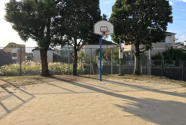 葉山自由ヶ丘公園のバスケリング