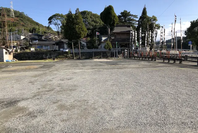 辺田見若宮神社の駐車場