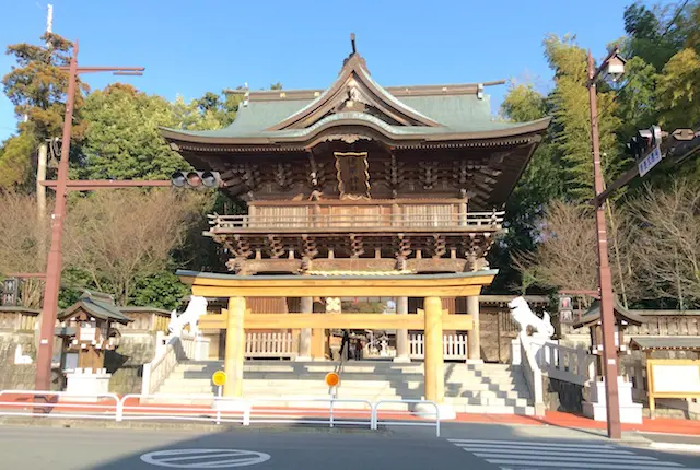 健軍神社の楼門