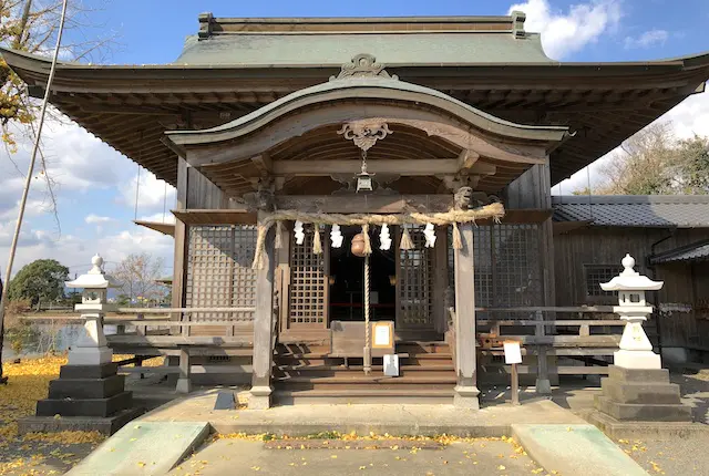 浮島神社の拝殿