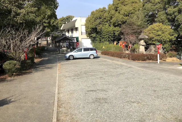 四山神社の駐車場