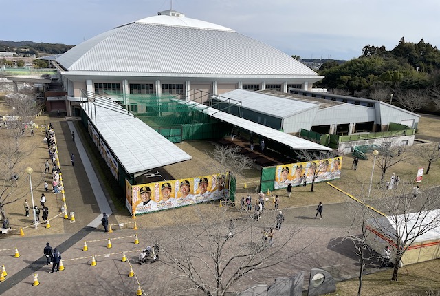 ホークス春季キャンプのブルペンと屋内練習場