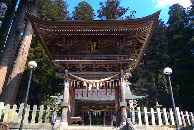 小国両神社の神門