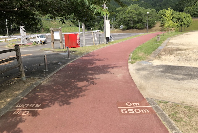岡原総合運動公園ジョギングロード