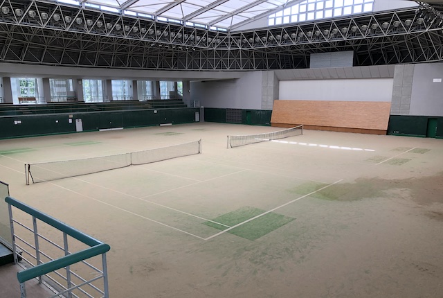高森町民体育館テニスコート
