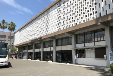 鹿児島県総合体育センター体育館（鹿児島市）