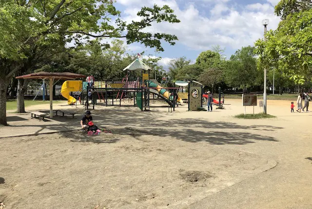 宮崎中央公園の子供広場