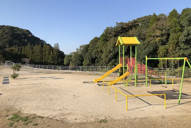 丸山自然公園の遊具