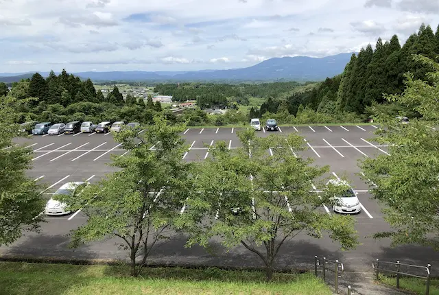 溝辺体育館の駐車場