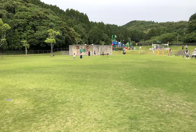 薩摩川内市総合運動公園 わんぱく広場の芝生