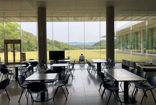 薩摩川内市総合運動公園体育館のロビー