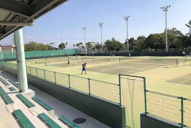 東開庭球場Aコート