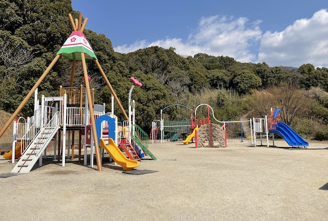 太宰府梅林アスレチックスポーツ公園のアスレチック広場