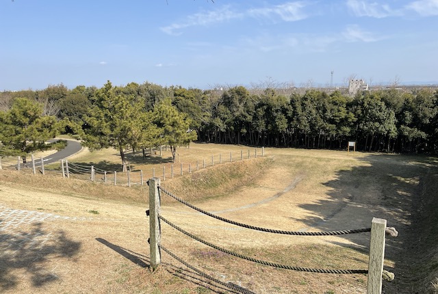 干潟よか公園の草スキー場