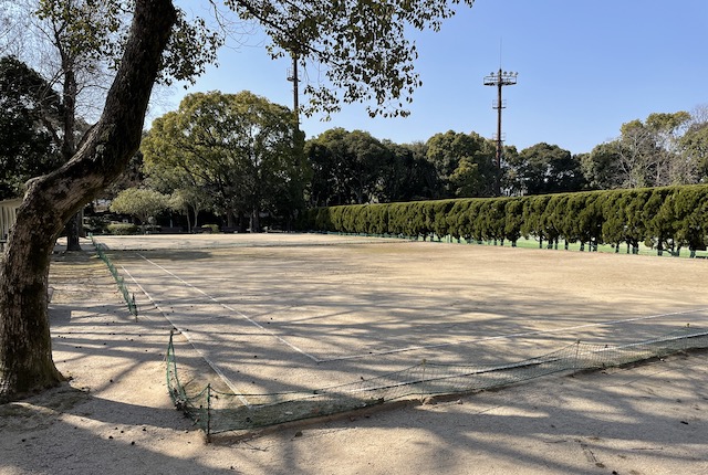 春日公園のゲートボール場