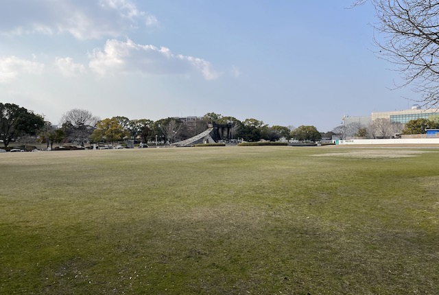 久留米市中央公園の芝生広場