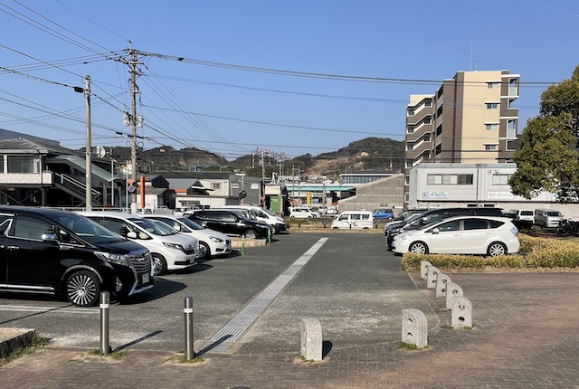 仲畑中央公園の駐車場