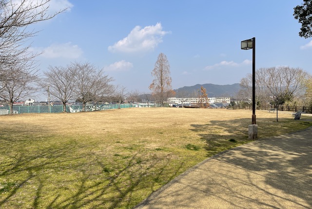 浦山公園の西口広場