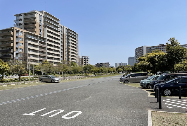 アイランドシティ中央公園の駐車場