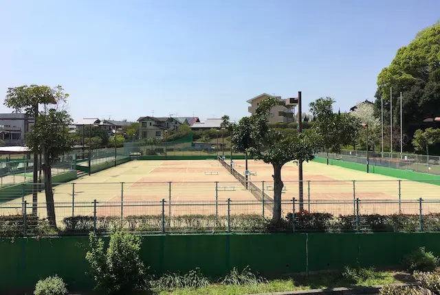 蛇ヶ谷公園テニスコート