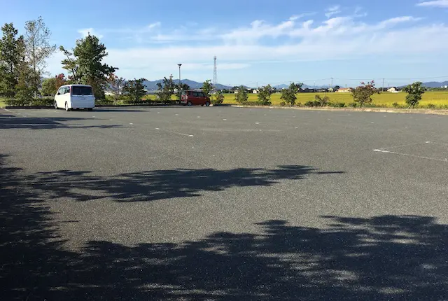 鏡ヶ池公園の駐車場