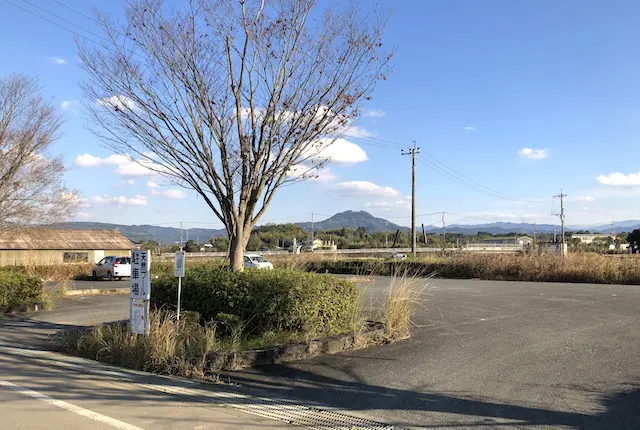 湧水公園天然プールの駐車場