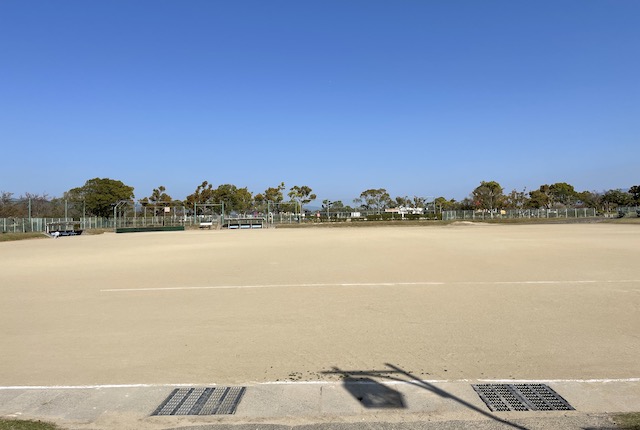 小郡運動公園の多目的広場