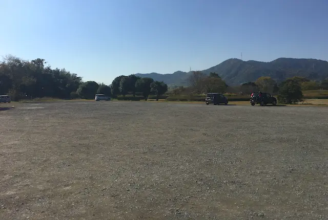 塚原古墳公園の駐車場