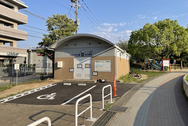 平成中央公園の防災倉庫