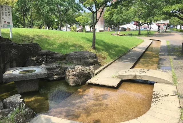 平成中央公園の水路