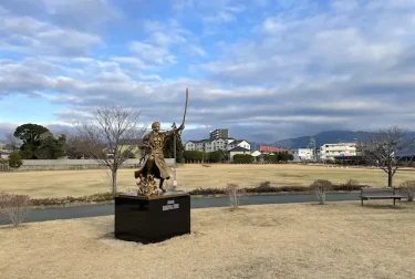 大津中央公園 （熊本県）ゾロ像の設置場所