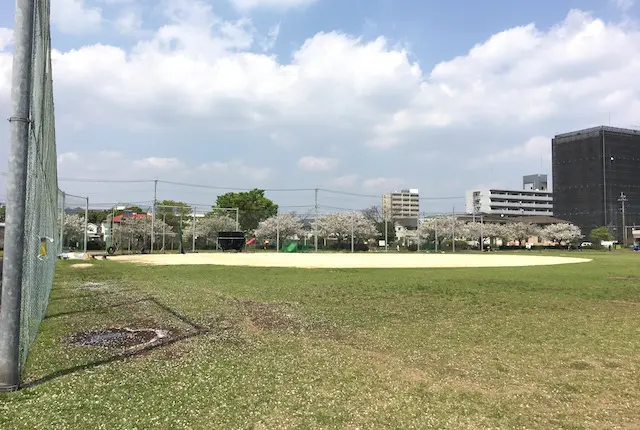 蓮台寺公園グラウンド