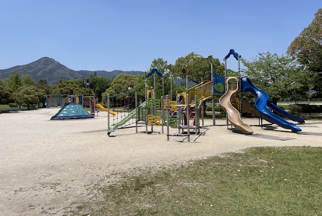 西部運動公園の遊具広場