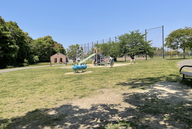 西南杜の湖畔公園ふれあい広場