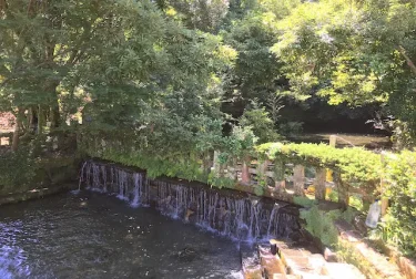 轟水源（熊本県宇土市）名水百選の水遊びスポット