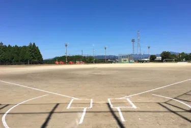 鹿央運動公園