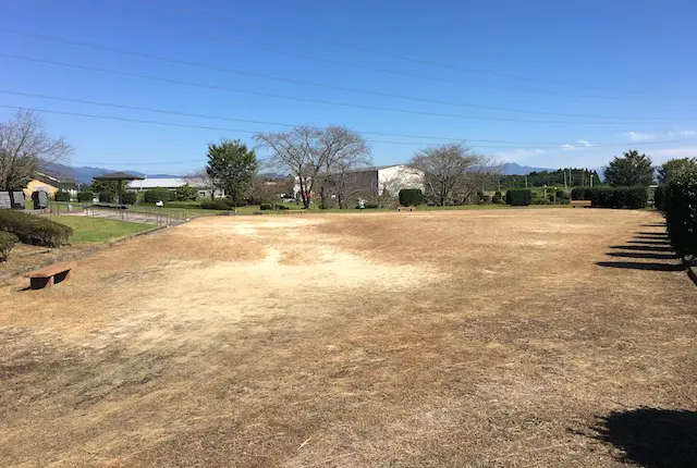 鹿央運動公園ちびっこ広場