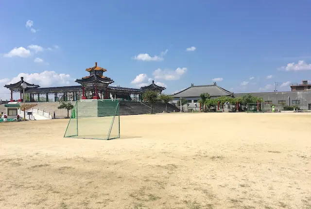 孔子公園のステージ広場