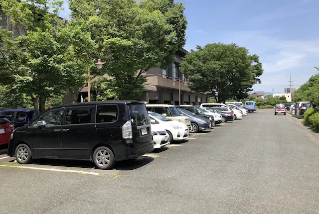 熊本市総合体育館の駐車場