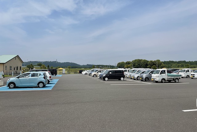 まきのはら運動公園の駐車場