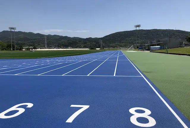 益城町総合運動公園の陸上競技場