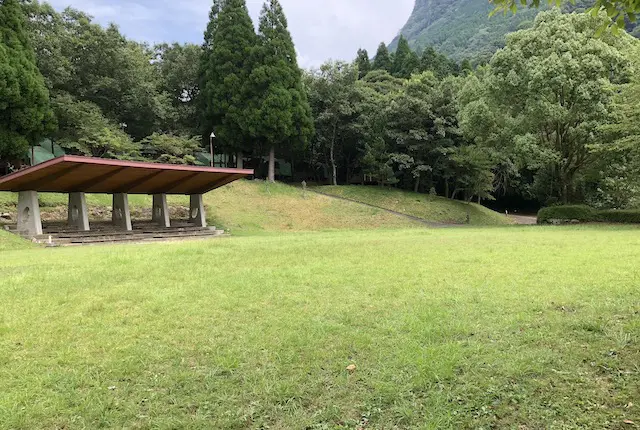 奥矢谷渓谷マザーネイチャーきらりの芝生広場