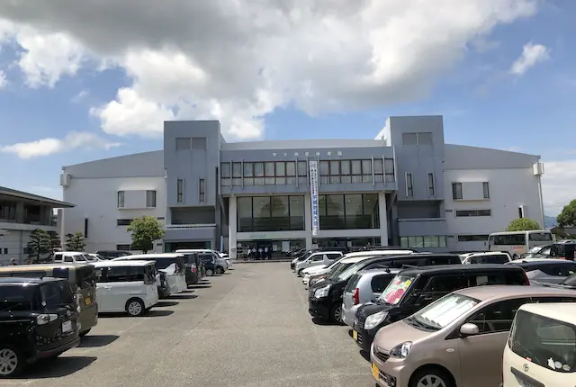 宇土市民体育館の駐車場