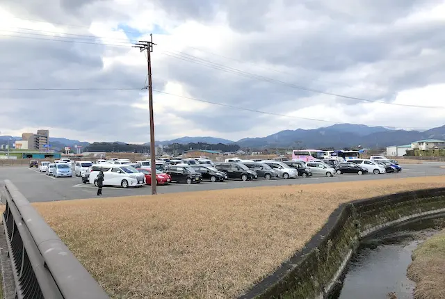 人吉スポーツパレスの駐車場