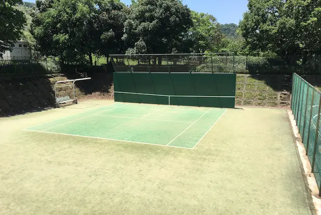 熊本県民総合運動公園の壁打ちコート