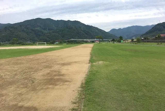 球磨川河川緑地公園の競技広場