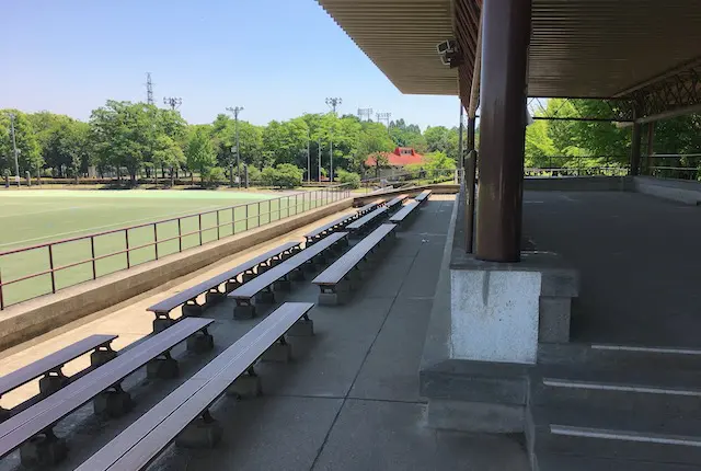 熊本県民総合運動公園スポーツ広場のメインスタンド