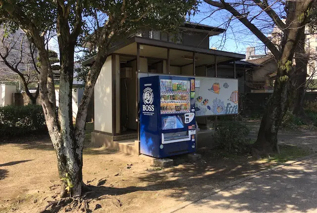 トイレと自販機