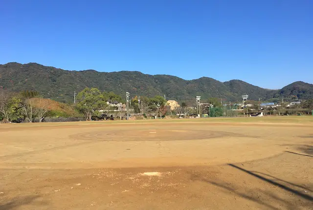 宇土市スポーツセンターの野球場