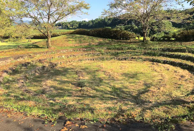 矢護川公園のすり鉢スペース